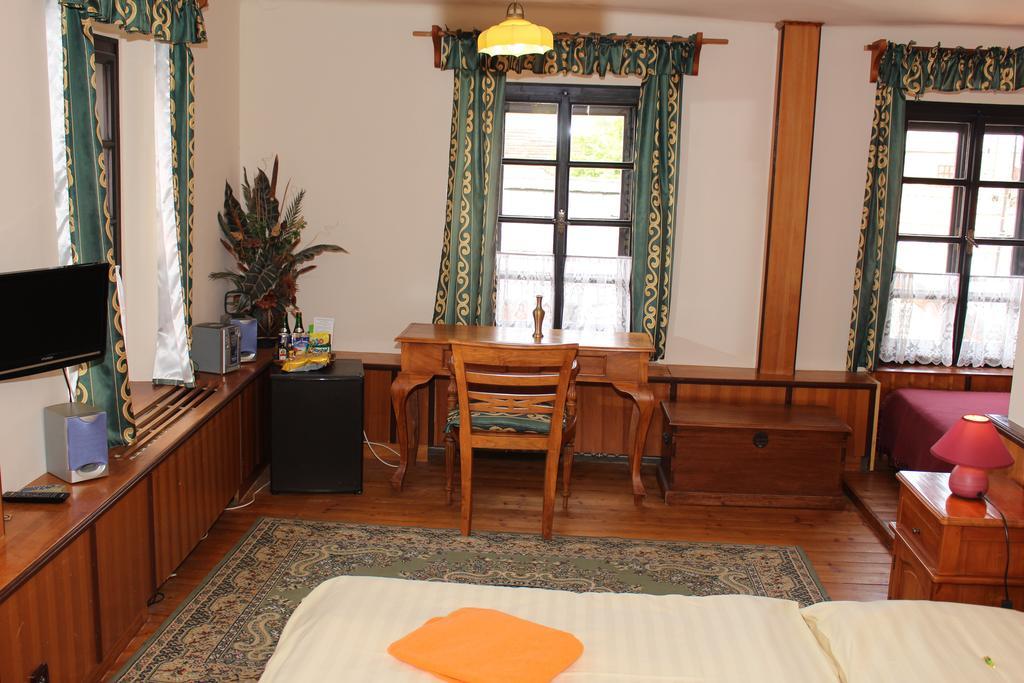 Penzion Kasper Cyklopenzion Jindřichův Hradec Habitación foto