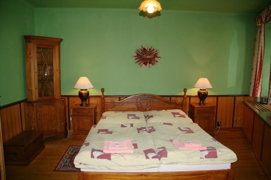Penzion Kasper Cyklopenzion Jindřichův Hradec Habitación foto